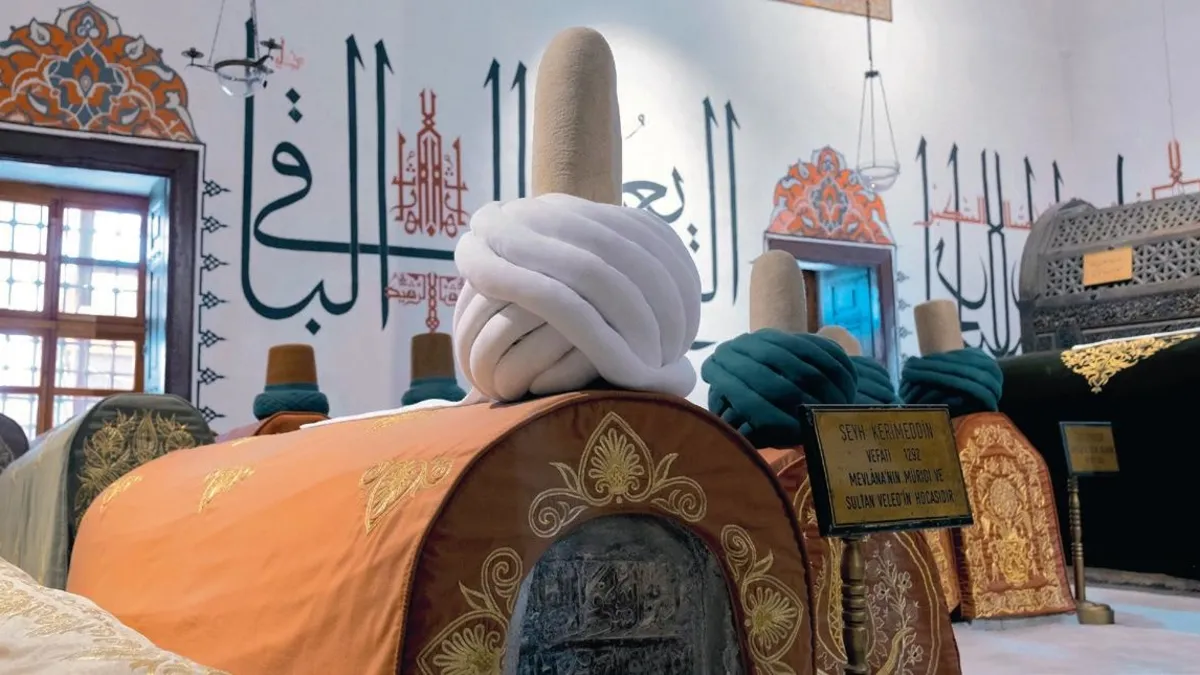 Konya Kültür Yolu Festivali'nde sergilenen geleneksel sanat objeleri