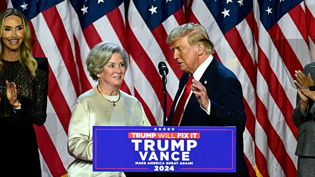 Trump, özel kalem müdürünü seçti: Bir ilk olacak Trump, özel kalem müdürünü seçti: Bir ilk olacak