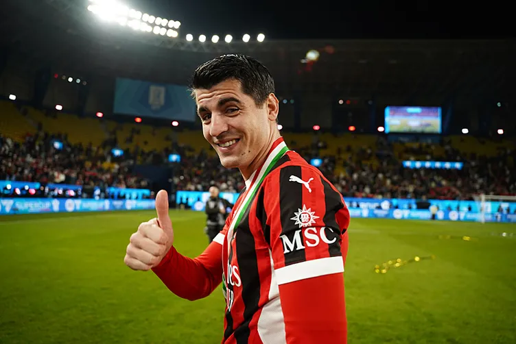 Son dakika haberi: Galatasaray’a dünya yıldızı golcü! Ünlü gazeteci bomba transferi duyurdu...