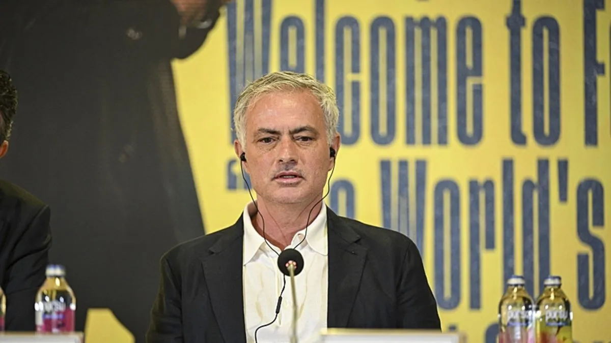 Jose Mourinho’nun teknik ekibi belli oldu Jose Mourinho’nun teknik ekibi belli oldu
