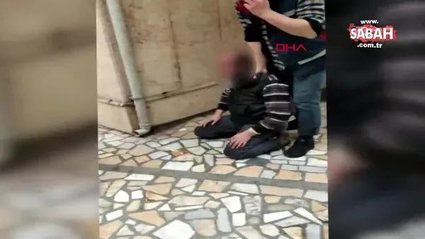 Bursa'da kız çocuğuna saldıran sapığa vatandaşlardan feci dayak kamerada | Video