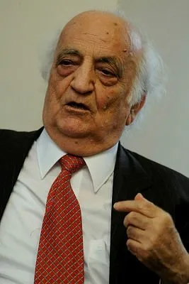 Türk bilim dünyası Prof. Dr. Fuat Sezgin’i kaybetti