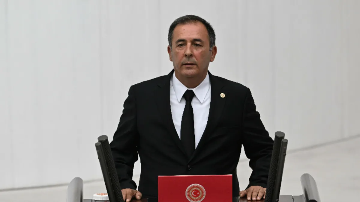 SON DAKİKA | Yeni Parti Antalya Milletvekili Mustafa Erdem'e rüşvet soruşturması! '5 milyon dolarlık' para trafiği...
