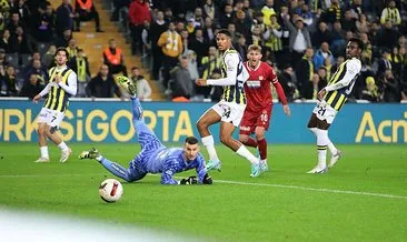 Son dakika haberleri: Fenerbahçe zirve yarışında ağır yaralı! Kanarya, Sivasspor deplasmanında 1 puana razı oldu