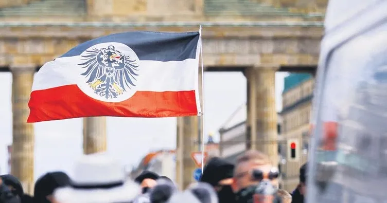 Irkçılardan 1000 kişilik liste