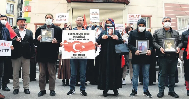 Evlat nöbetine büyük katılım