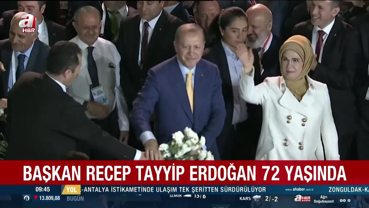 Başkan Recep Tayyip Erdoğan 72 yaşında! Kasımpaşa’dan Başkan Erdoğan’a doğum günü mesajları | Video videosunu izle Başkan Recep Tayyip Erdoğan 72 yaşında! Kasımpaşa’dan Başkan Erdoğan’a doğum günü mesajları | Video videosunu izle