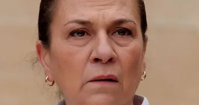 Hercai’nin Esma Ana’sı Güneş Hayat’ın oyuncu oğlunu görenler çok şaşırıyor! Meğer Hercai’nin sevilen oyuncusu Güneş Hayat’ın oğlu da çok ünlüymüş...