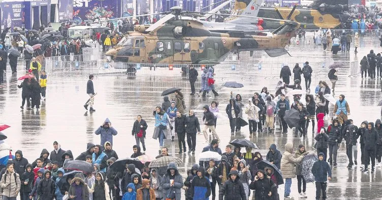 Yağmura rağmen TEKNOFEST coşkusu