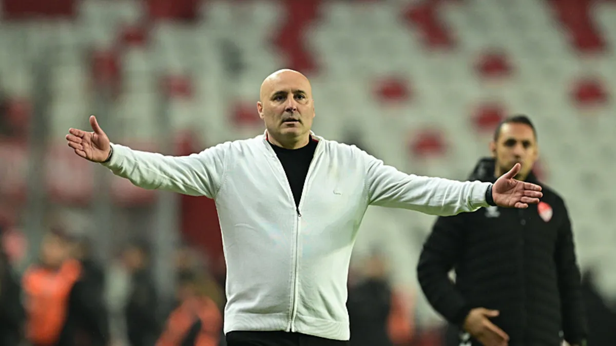 Sami Uğurlu: “Bizim için ligin en önemli ve değerli maçı” Sami Uğurlu: “Bizim için ligin en önemli ve değerli maçı”