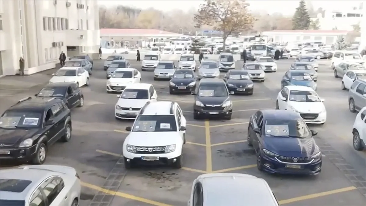 Adana merkezli 11 ilde change araç operasyonu: 47 kişi gözaltında! Adana merkezli 11 ilde change araç operasyonu: 47 kişi gözaltında!