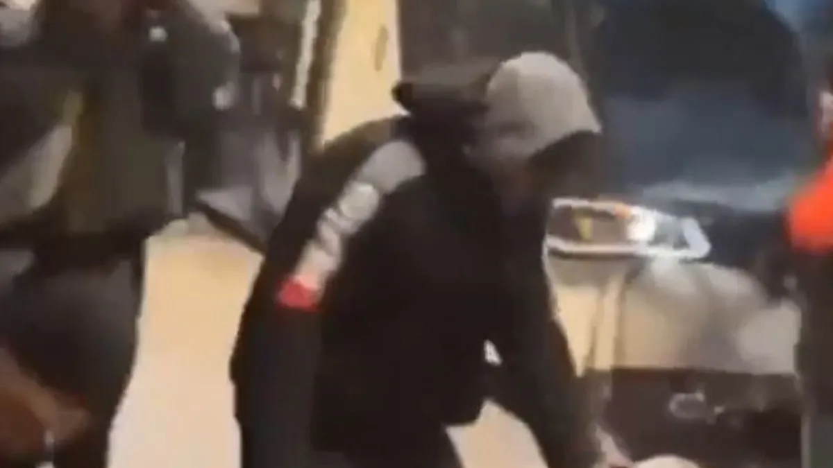 Fransa’da tramvay faciası: 30 kişi yaralandı Fransa’da tramvay faciası: 30 kişi yaralandı