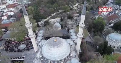Eyüp Sultan Camii’nde bayram coşkusu böyle görüntülendi | Video