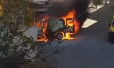 Seyir halindeki araç alev alev yandı