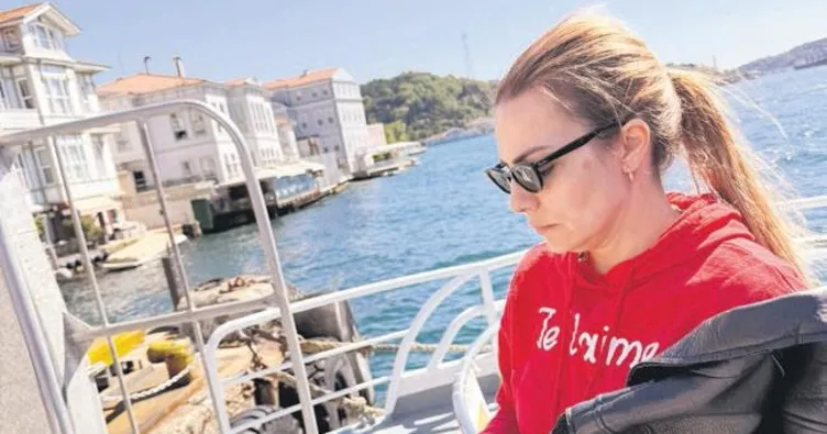 Anne-oğul vapurla Boğaz havası aldı