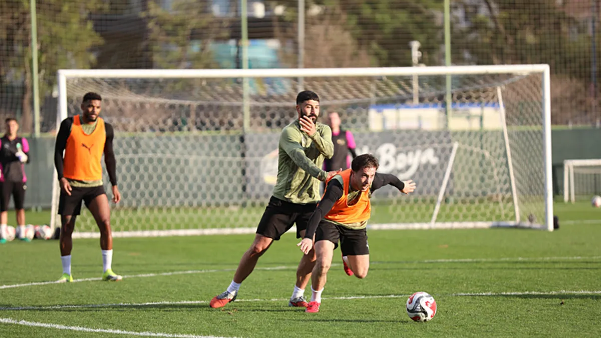 Alanyaspor, Galatasaray maçına hazırlanıyor! Alanyaspor, Galatasaray maçına hazırlanıyor!