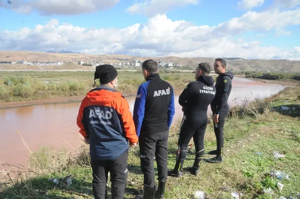 dicle-nehrinde-kaybolan-cocugu-arama-calismalari-devam-ediyor-1700653543214.jpg