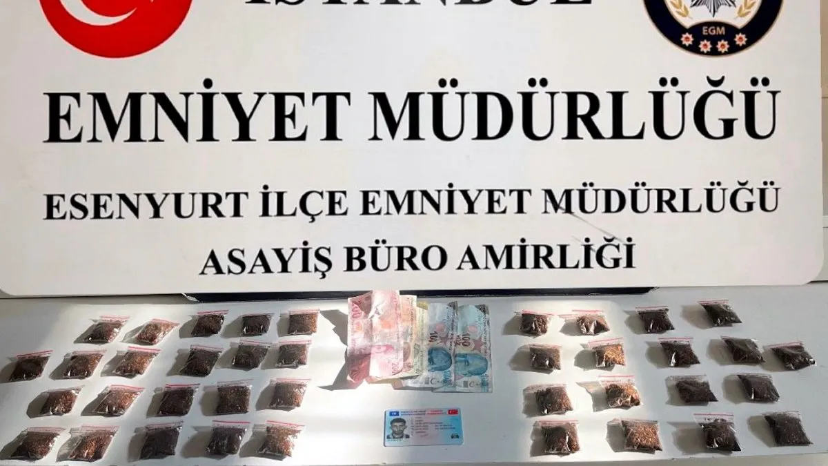 Esenyurt’ta sıkı denetimlerde adeta cephanelik ele geçirildi