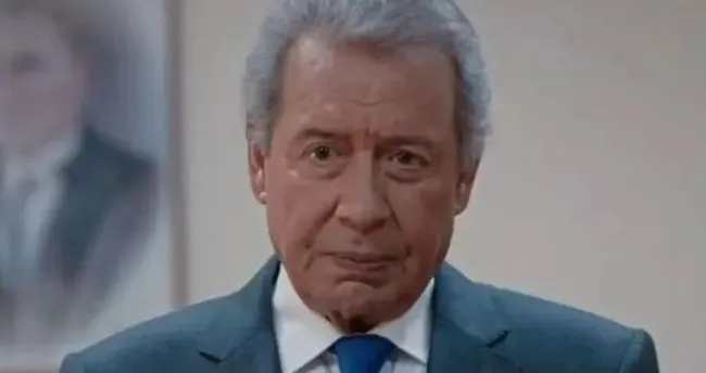 79 yaşında hayatını kaybeden ünlü oyuncu Gürzap, Sakarya’da toprağa verildi 79 yaşında hayatını kaybeden ünlü oyuncu Gürzap, Sakarya’da toprağa verildi