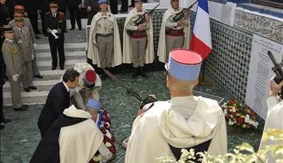 Sarkozy camide!