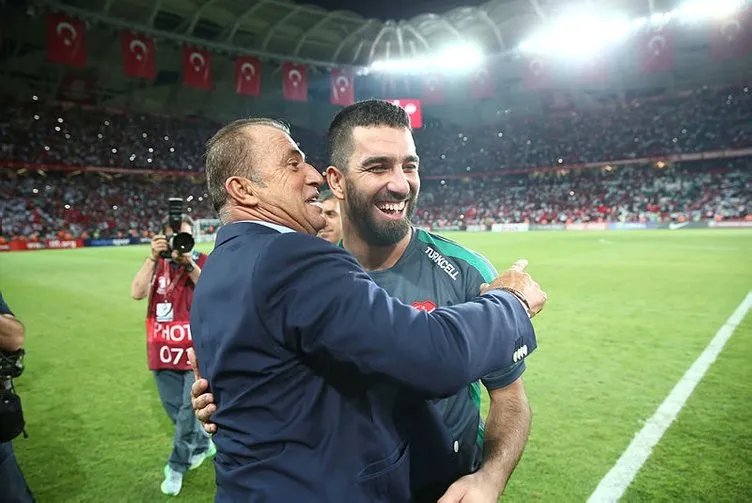 Galatasaray ve Arda Turan transferinde flaş gelişme! Fatih Terim onay verdi...