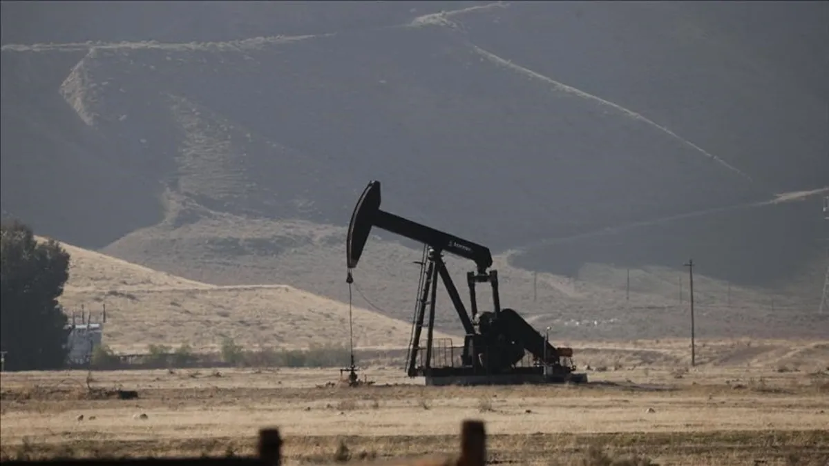 ABD’den İran petrolüne geçici satış izni