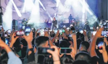 Sur geceleri konserlerle ışıl ışıl #diyarbakir Sur geceleri konserlerle ışıl ışıl #diyarbakir