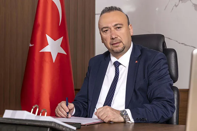 SON DAKİKA... Uşak Belediyesi’ne 2. dalga operasyon! Ekipler adreslerde arama yapıyor...