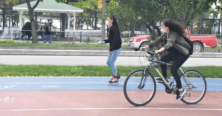 Haydi asılın pedallara