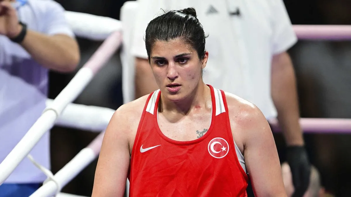 Dünya Boks Şampiyonası'nda Busenaz Sürmeneli ve Elif Güneri, çeyrek finalde elendi