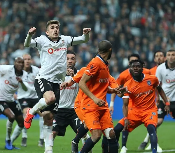 Son dakika Beşiktaş transfer haberleri! Teklif yükseldi, Beşiktaş’tan ayrılması an meselesi