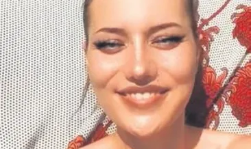 Havuz başında filtreli eğlence