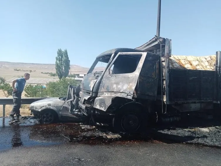 Son dakika: Kayseri’de feci kaza! 2 kişi yanarak can verdi