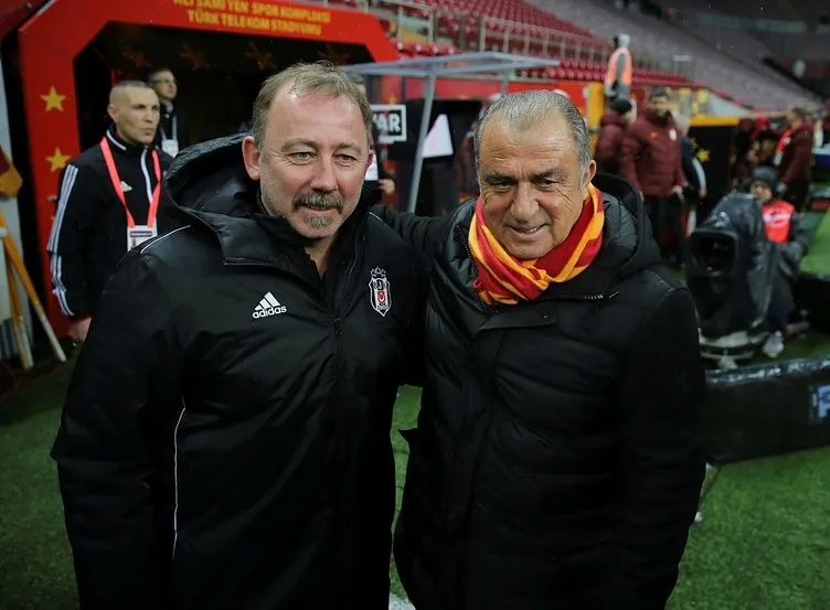 Transferde son dakika: Galatasaray ve Beşiktaş yine karşı karşıya! Mensah’ın ardından...