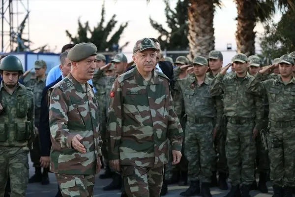 Cumhurbaşkanı ile beraber ünlü isimler sınıra akın etti