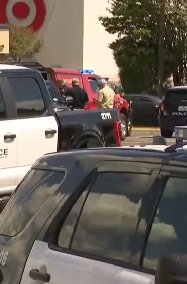 Texas’ta alışveriş merkezinde dehşet: 3 ölü