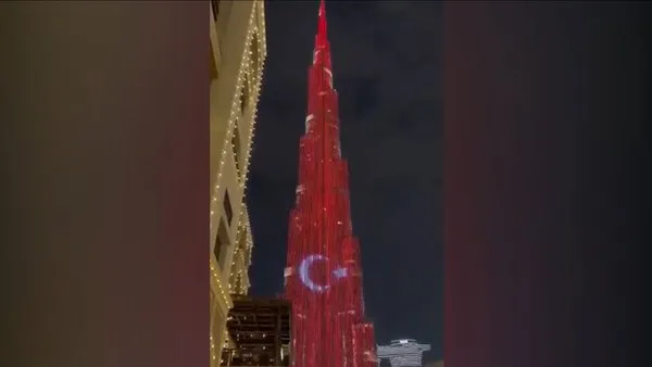 BAE'de Başkan Erdoğan için hazırlık yapıldı! Dünyanın en yüksek binası Burj Khalifa'ya Türk Bayrağı yansıtıldı