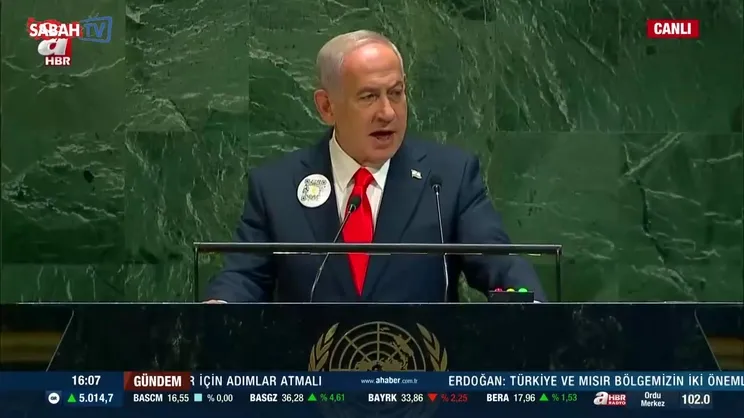 Katil Netanyahu'ya büyük şok! BM'de konuşurken salonu terk ettiler!