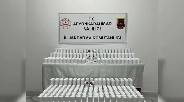 24-ilde-uyusturucu-madde-saticilarina-ve-yasa-disi-kenevir-ekimine-yonelik-operasyon-138-supheli-yakalandi-1785313940291.jpg