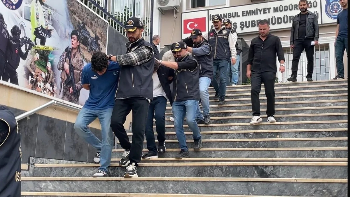 Oto masası polislerinden suç örgütlerine büyük darbe! 47 motor çalan 23 şüpheli gözaltına alındı