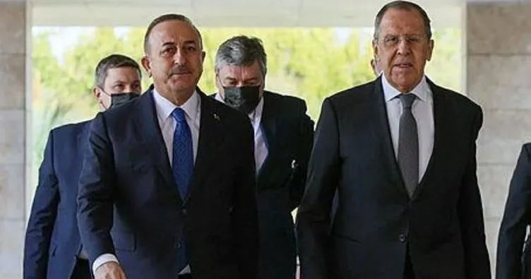 Bakan Çavuşoğlu Rusya Dışişleri Bakanı Lavrov ile bir araya geldi
