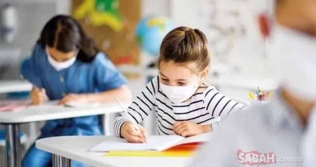 Son Dakika Haberi Izmir De Okullar Tatil Olacak Mi Izmir Depreminin Ardindan Okullar Tatil Mi Edildi Egitim Haberleri