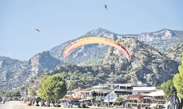 Gökyüzünde festival coşkusu