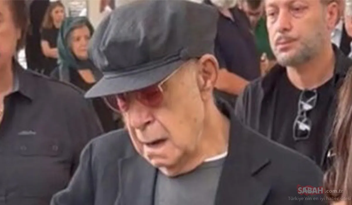 Özkan Uğur'un ölüm yıl dönümünde oğlu Alişan'dan yürek burkan paylaşım! "Nereye gitsem hep sen varsın..."