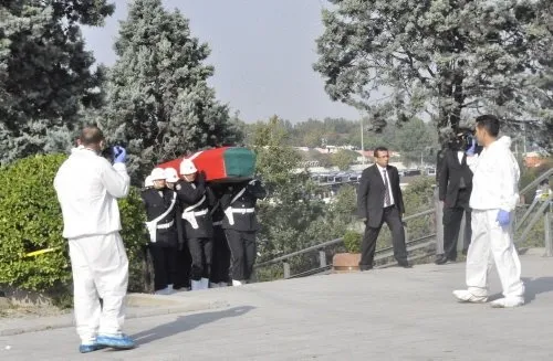 Turgut Özal'ın naaşı mezardan çıkarıldı