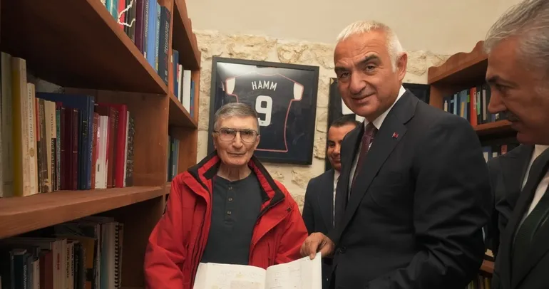 Bakan Ersoy’dan Aziz Sancar’a büyük vefa!