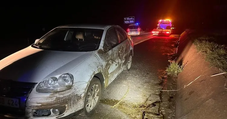 Adıyaman’da kontrolden çıkan otomobil şarampole devrildi