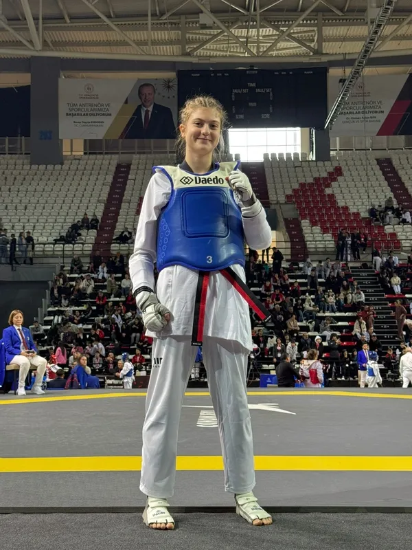Ceyda Nur Kal Antrenman Yaparken