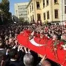 Cenazesi İstanbul’da toprağa verildi