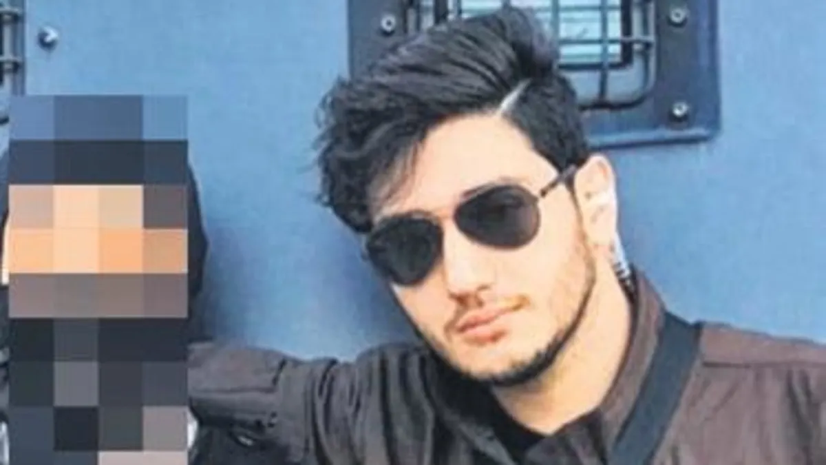 Silahlı fotoğraflar şüpheleri artırdı